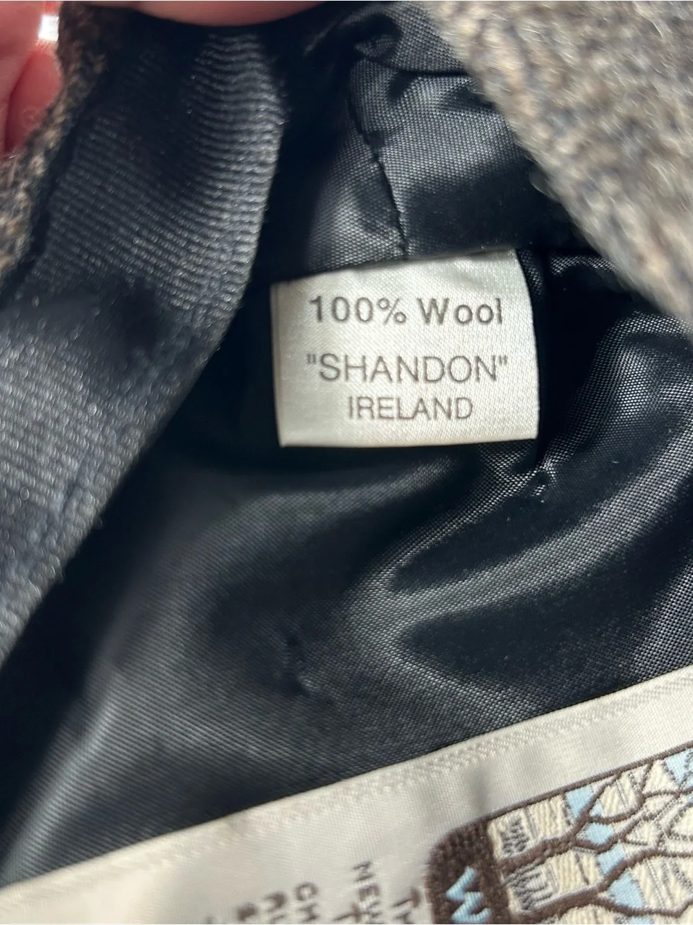Shandon Donegal Tweed Hat Newsboy Cap Ireland Mens Wool Gray Herringbone 7 3/8